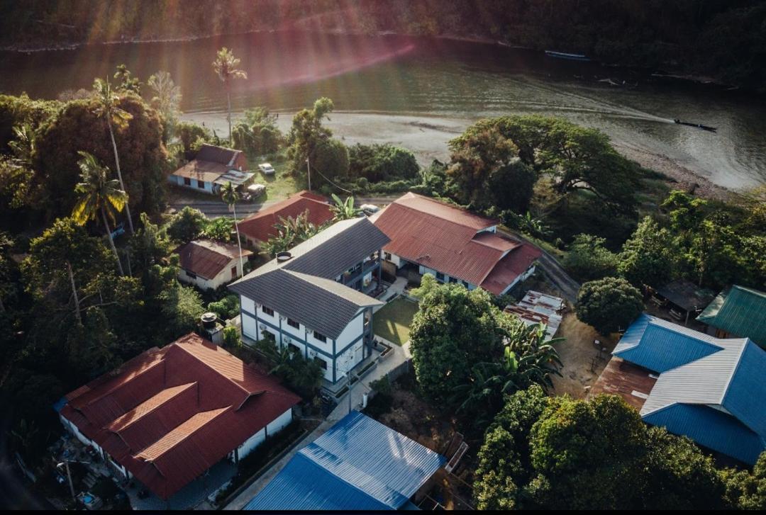 TEBiNG Guest House Taman Negara Malaysia Kuala Tahan Bagian luar foto