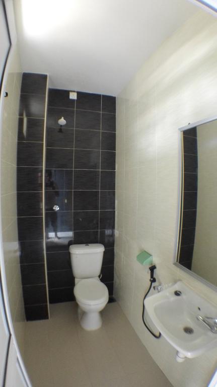 TEBiNG Guest House Taman Negara Malaysia Kuala Tahan Bagian luar foto